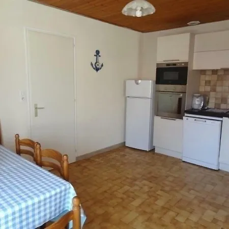 بيت للعطل House Jolie Maison Vendenne Sans Vis A Vis *